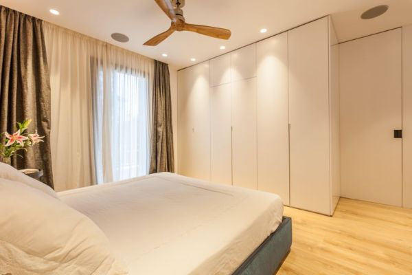 Armario a medida con puertas abatibles - Armarios a medida Pamplona